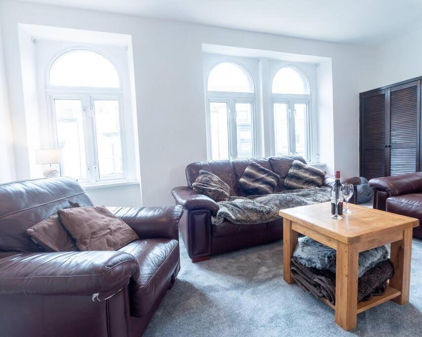 Mumbles View - Free Parking Oystermouth Exterior photo